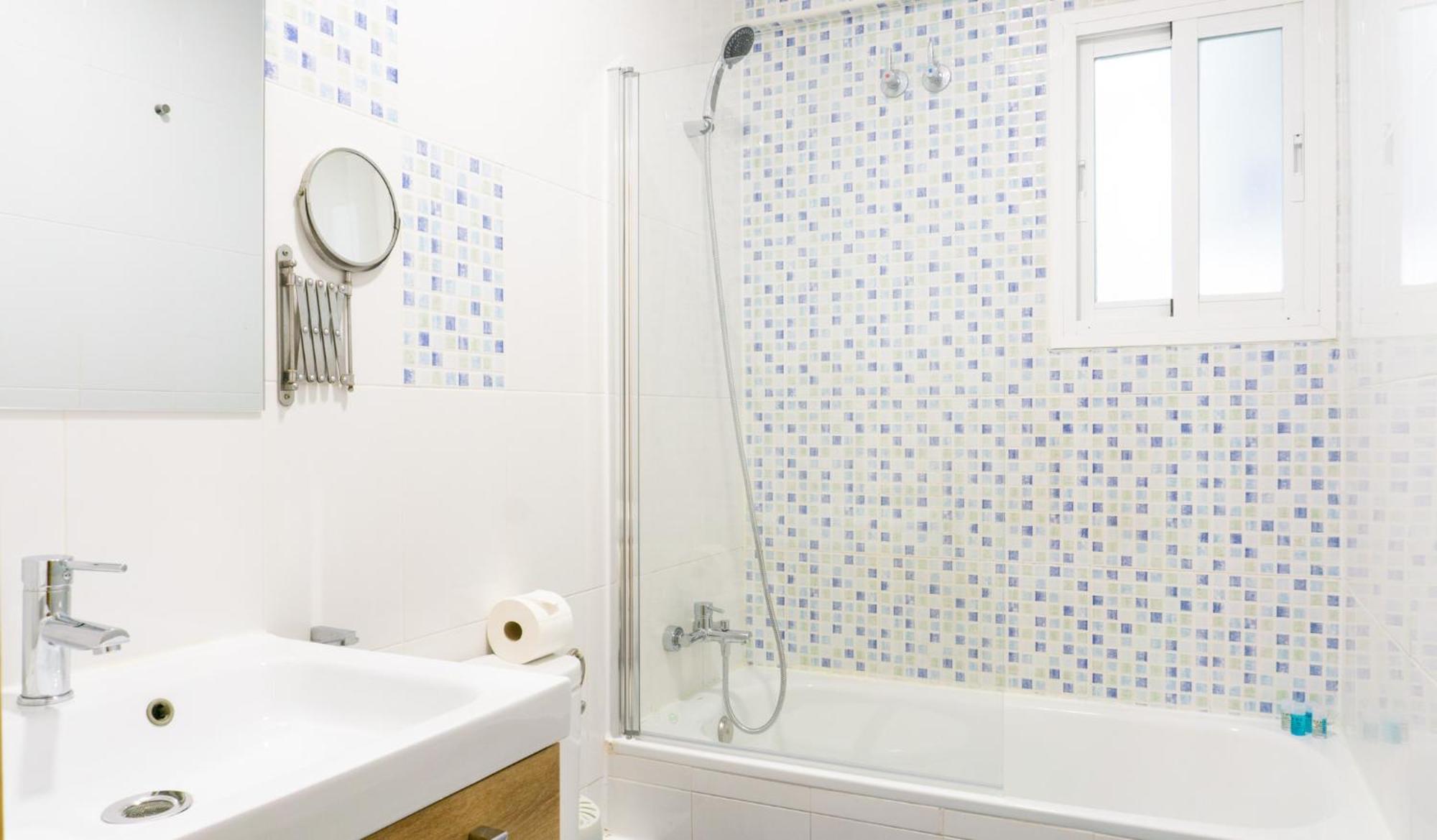 Elegant Malaga Retreat Apartment Luaran gambar