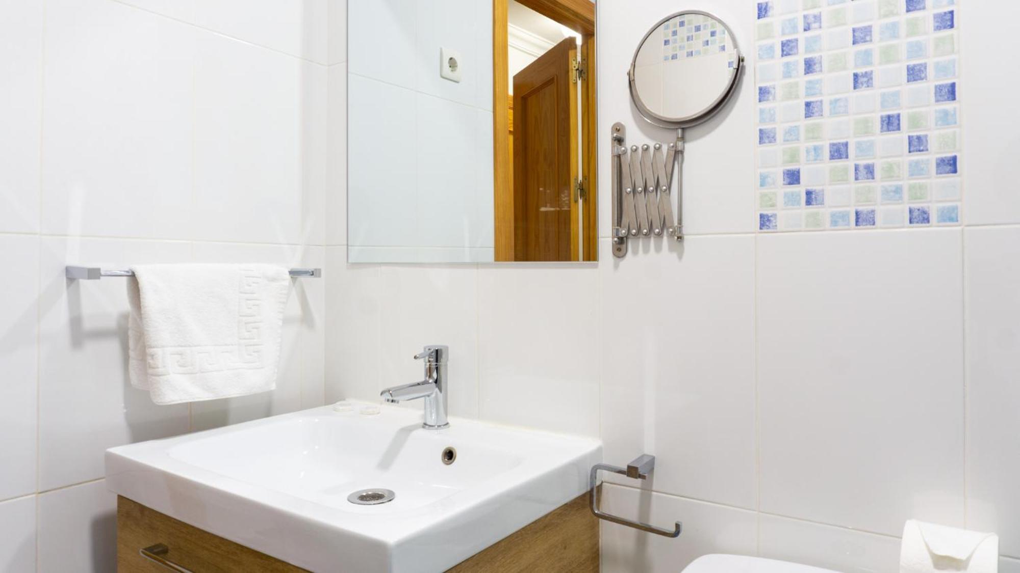 Elegant Malaga Retreat Apartment Luaran gambar